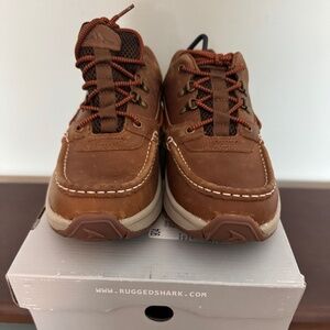 NEW: Men's Rugged Shark Bill Dance Pro style suede shoes